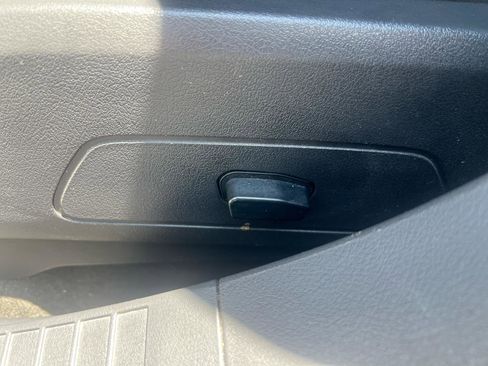 Used 2016 Jeep Patriot High Altitude FWD image 19