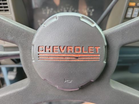 Used 1993 Chevrolet Silverado 2500 2WD Regular Cab image 12
