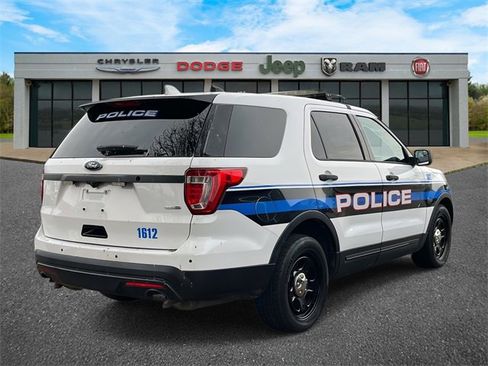 Used 2016 Ford Explorer 4WD Police Interceptor image 3