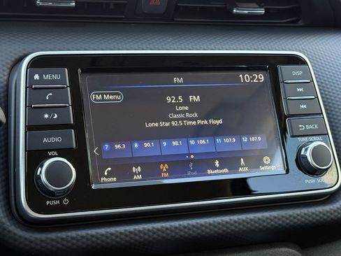 Certified 2025 Nissan Kicks Play S image 22