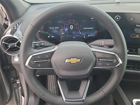 New 2026 Chevrolet Equinox LT image 23