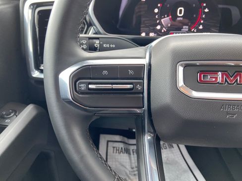 Used 2023 GMC Canyon Elevation image 22