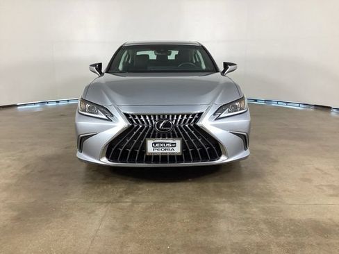 Used 2022 Lexus ES 250 w/ Premium Package AWD/4WD image 3