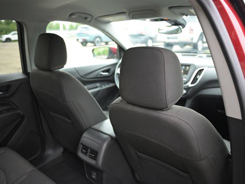 Used 2019 Chevrolet Equinox LT w/ Driver Convenience Package FWD image 44