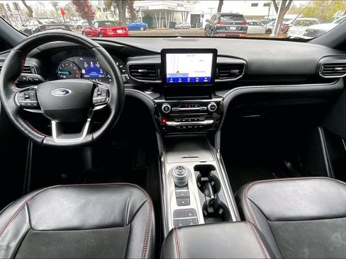 Used 2022 Ford Explorer ST-Line w/ Class IV Trailer Tow Package image 15