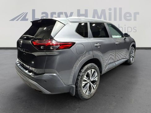 Certified 2023 Nissan Rogue SV w/ SV Premium Package image 5