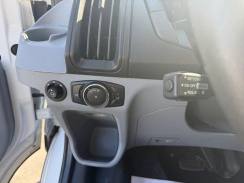Used 2019 Ford Transit 250 148 Medium Roof RWD image 19
