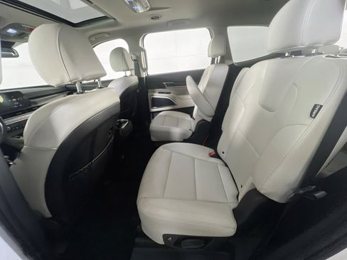 Used 2023 Kia Telluride S w/ S Sunroof Package image 26