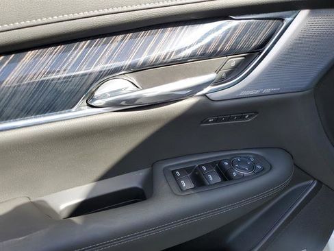 Certified 2023 Cadillac XT6 Premium Luxury image 41