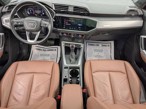 Used 2022 Audi Q3 2.0T Premium Plus image 16