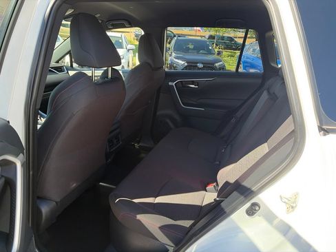 Used 2025 Toyota RAV4 SE AWD/4WD image 21
