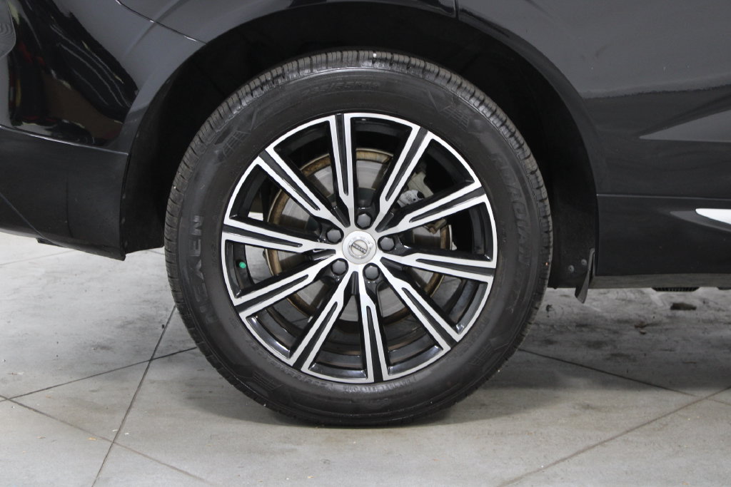Used 2020 Volvo XC60 T6 Inscription AWD/4WD image 13