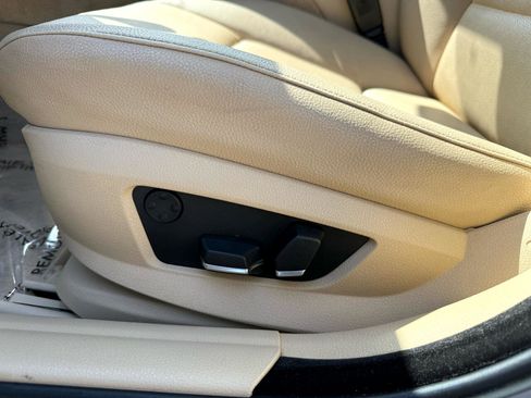 Used 2013 BMW 528i Sedan image 22