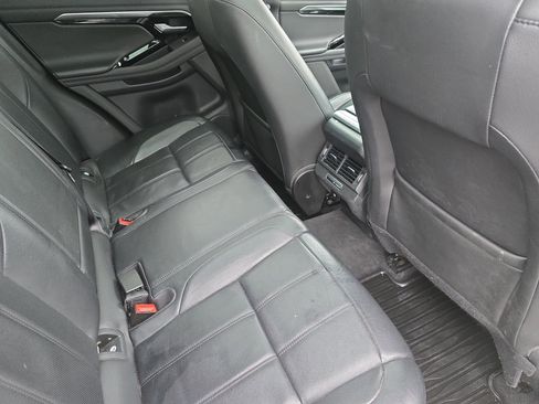 Used 2020 Land Rover Range Rover Evoque SE image 11