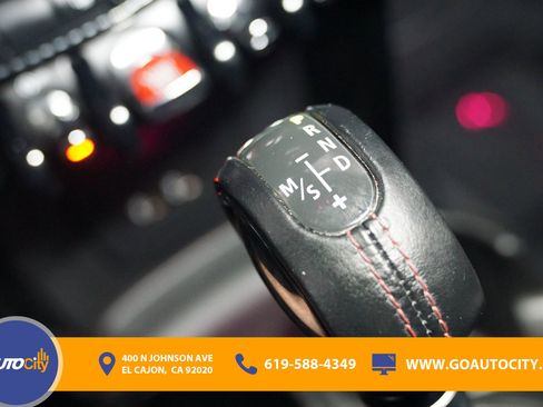 Used 2019 MINI Cooper S w/ Premium Package image 28