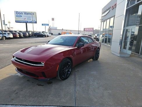 Used 2024 Dodge Charger R/T w/ Plus Group image 2