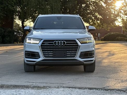 Used 2017 Audi Q7 3.0T Premium Plus AWD/4WD image 2