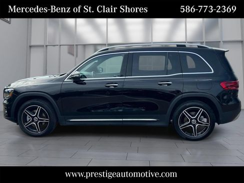 Used 2026 Mercedes-Benz GLB 250 4MATIC image 2