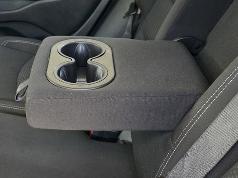 Used 2024 GMC Terrain SLE AWD/4WD image 10