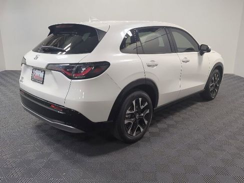 New 2026 Honda HR-V EX-L image 5