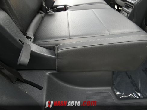 Used 2020 Volkswagen Tiguan SE w/ Panoramic Sunroof Package FWD image 35