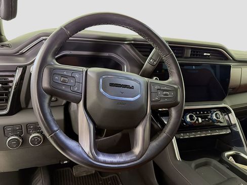 Used 2024 GMC Sierra 2500 Denali Ultimate image 14