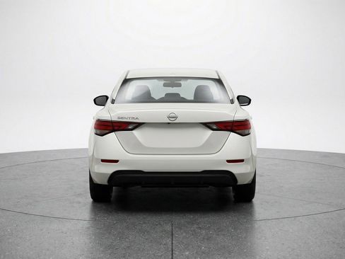 Used 2025 Nissan Sentra SV image 6
