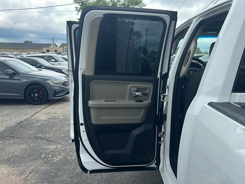 Used 2012 RAM 1500 Classic SLT AWD/4WD image 10
