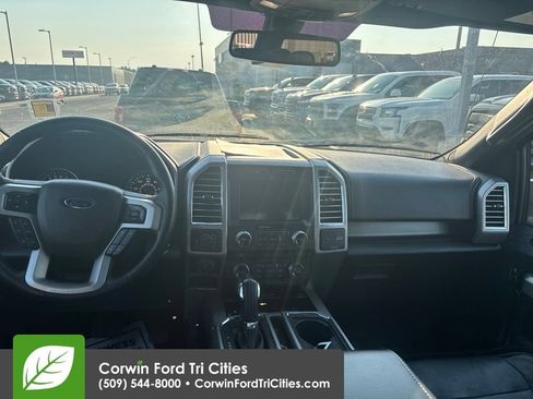 Used 2016 Ford F150 Lariat w/ Equipment Group 502A Luxury AWD/4WD image 2