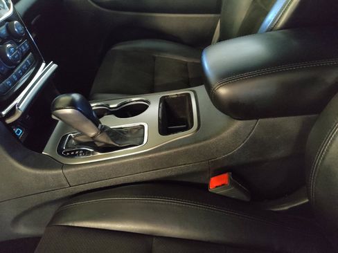 Used 2020 Jeep Grand Cherokee Altitude RWD image 26