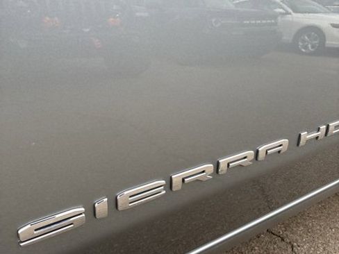 Used 2025 GMC Sierra 2500 Pro image 10