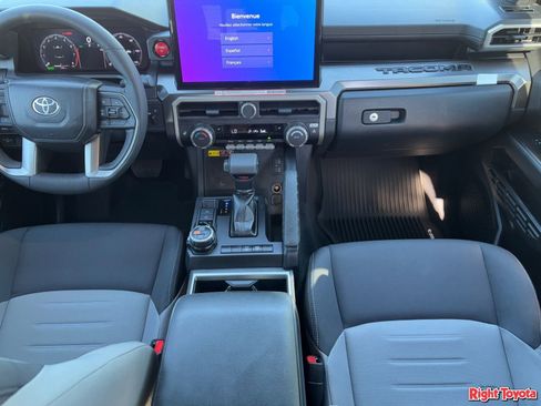 Certified 2025 Toyota Tacoma TRD Off-Road w/ TRD Off Road Upgrade Package image 17