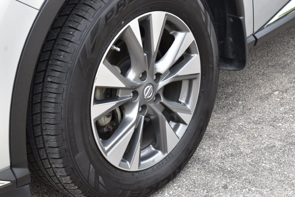 Used 2018 Nissan Murano SL w/ Moonroof Package AWD/4WD image 6