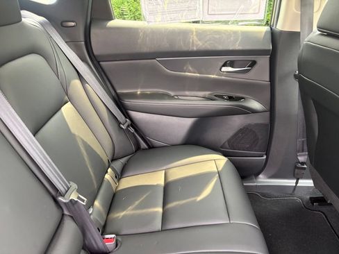 Used 2025 Nissan Murano SV AWD/4WD image 36
