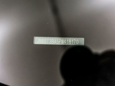 Used 2023 Nissan Rogue SV image 24