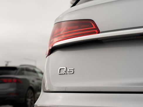 Certified 2023 Audi Q5 2.0T Premium w/ Convenience Package image 30