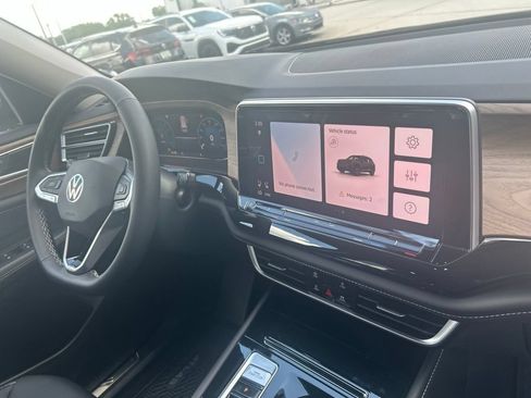 New 2026 Volkswagen Atlas SE FWD image 34