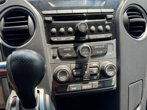 Used 2013 Honda Pilot LX image 19