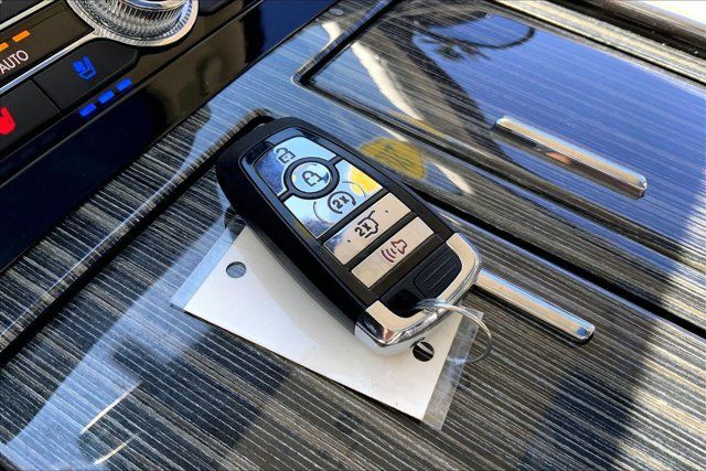 Used 2023 Lincoln Navigator L Black Label AWD/4WD image 10