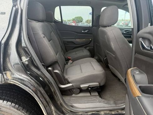 Used 2022 GMC Acadia SLE w/ GMC Pro Grade Package AWD/4WD image 13
