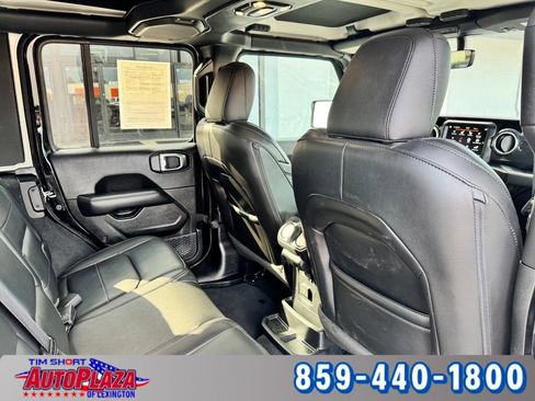 Used 2023 Jeep Wrangler Unlimited Sahara AWD/4WD image 32