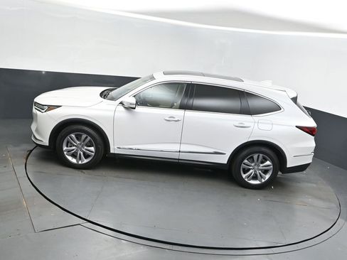 Used 2023 Acura MDX FWD image 36