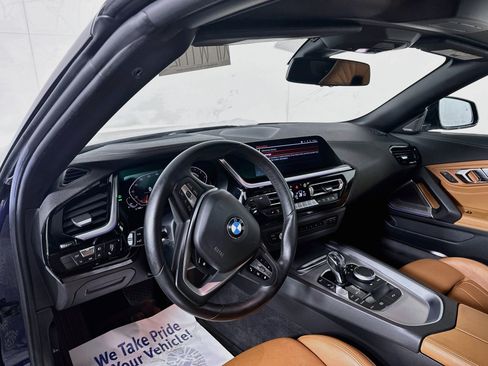 Used 2019 BMW Z4 sDrive30i w/ Executive Package RWD image 9