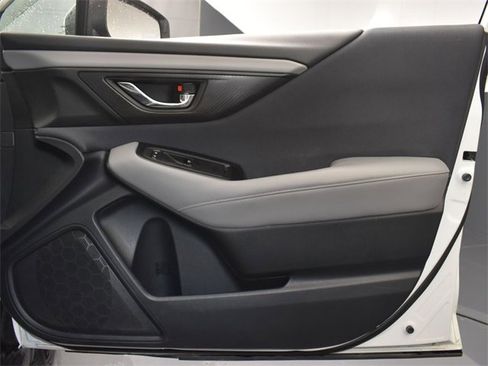 Used 2020 Subaru Outback Premium image 13