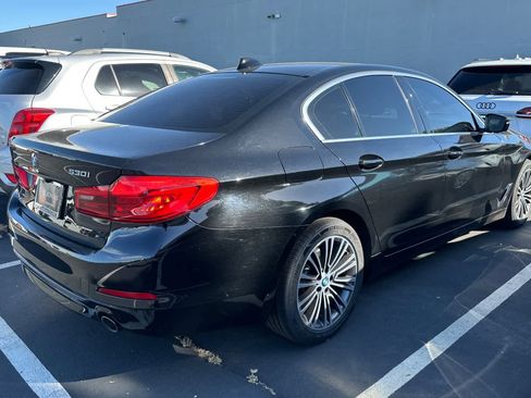 Used 2020 BMW 530i w/ Convenience Package RWD image 2