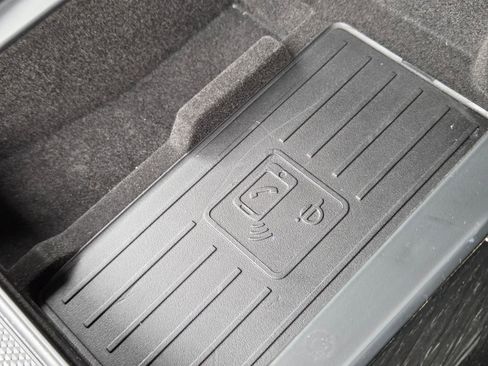 Used 2023 Audi Q7 2.0T Premium Plus AWD/4WD image 19