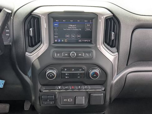 Used 2023 Chevrolet Silverado 2500 Custom w/ Custom Value Package AWD/4WD image 17