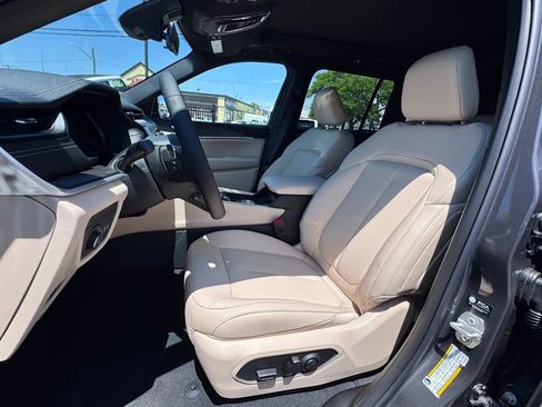 New 2026 Jeep Grand Cherokee Limited AWD/4WD image 13