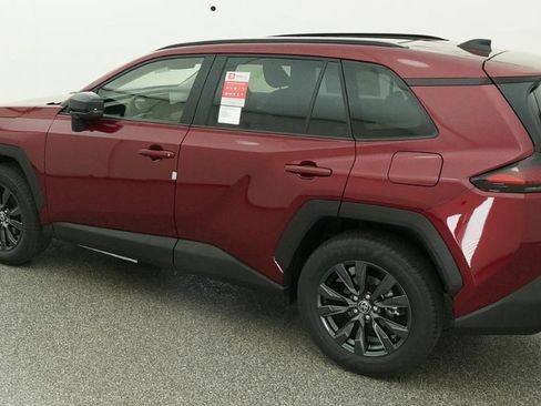 Used 2026 Toyota RAV4 XLE Premium w/ Panoramic Sun Roof Package FWD image 7