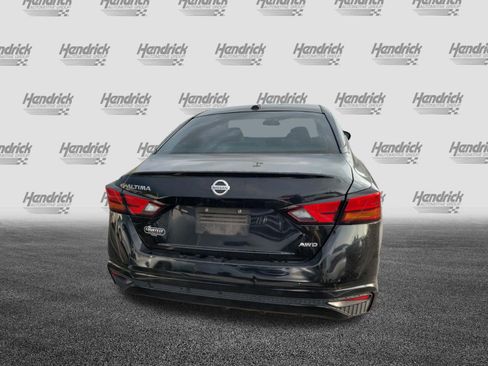 Used 2019 Nissan Altima 2.5 S AWD/4WD image 9